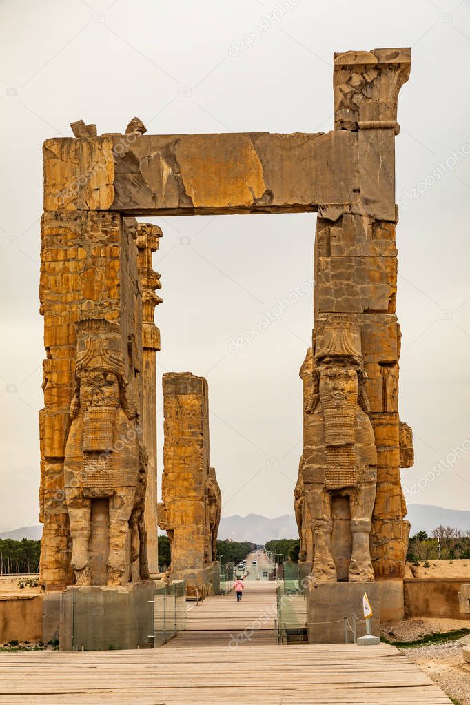 Islamic Republic of Iran, Shiraz.  Persepolis, Parsa. The ceremonial capital of the Achaemenid Empire ca. 550330 BC. Achaemenid style of architecture. UNESCO World Heritage Site.