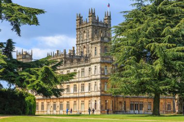 İngiltere, Hampshire. 2 Mayıs 2017. Highclere Castle. Jacobethan stil kır evi, Earl Carnarvon koltuğunda. Sity Abbey ayarı.