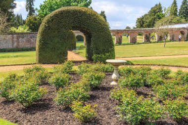 İngiltere, Hampshire. 2 Mayıs 2017. Highclere Castle. Kale gounds ve bahçeler.