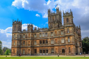 İngiltere, Hampshire. 2 Mayıs 2017. Highclere Castle. Jacobethan stil kır evi, Earl Carnarvon koltuğunda. Sity Abbey ayarı.