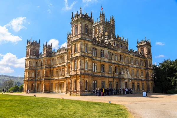 İngiltere, Hampshire. 2 Mayıs 2017. Highclere Castle. Jacobethan stil kır evi, Earl Carnarvon koltuğunda. Sity Abbey ayarı.