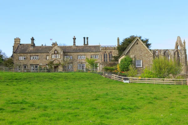 England North Yorkshire Wharfedale Bolton Abbey Bolton Priory Ruinen Des — Stockfoto