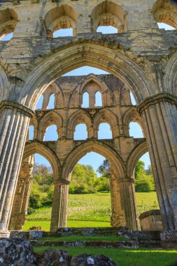 North Yorkshire, İngiltere'de Vilsın. 13 c. manastır kalıntıları Vilsın Abbey.