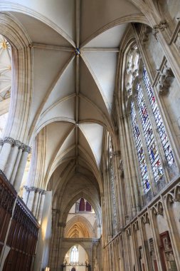 Yorkshire, İngiltere'de York. İngiliz Gotik tarzı Katedrali ve Metropolitical Aziz Peter Kilisesi York veya York Minster. Avrupa'da türünün en büyük Katedrali. 2017-05-04