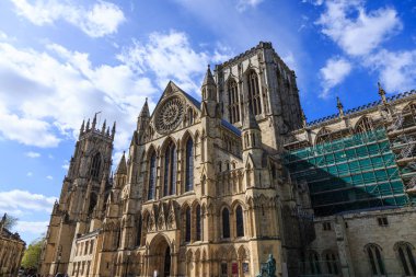 Yorkshire, İngiltere'de York. İngiliz Gotik tarzı Katedrali ve Metropolitical Aziz Peter Kilisesi York veya York Minster.