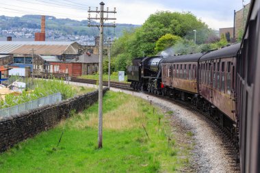 İngiltere, Batı Yorkshire. Keighley ve değer Vadisi Demiryolu, buhar trenler, 5 mil değer Vadisi Haworth ve Haywards yukarı. 2017-05-06