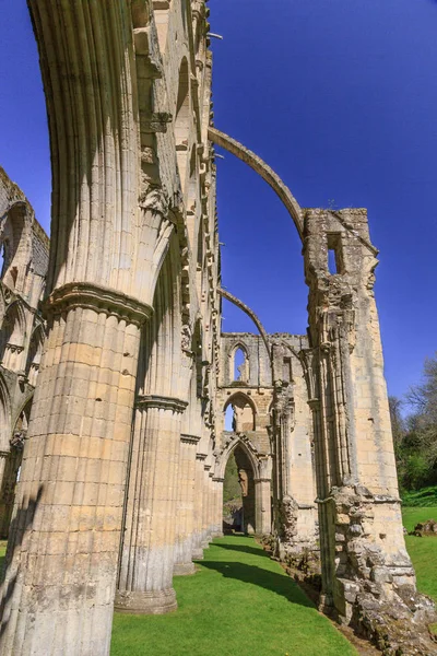 England North Yorkshire Rievaulx Zisterzienserruinen Der Abtei Rievaulx Aus Dem — Stockfoto