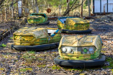 Doğu Avrupa, Ukrayna, Pripyat, Çernobil. Lunapark, çarpışan arabalar.