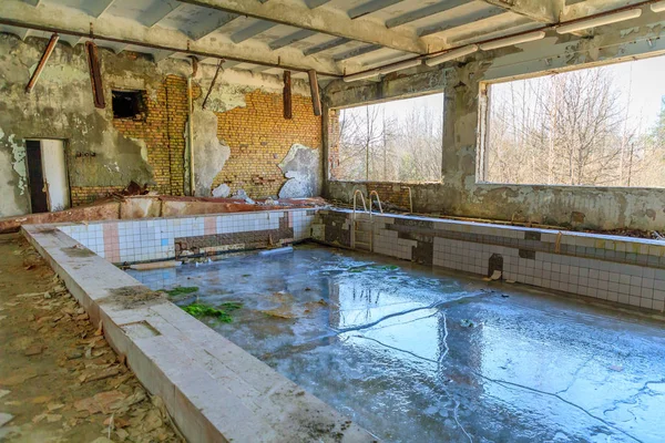 Eastern Europe, Ukraine, Pripyat, Chernobyl. Small swimming pool.