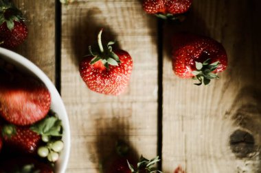 Tazelik çeşitli tatlı kırmızı çilek