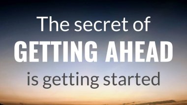 Gündoğumu fotoğrafında motivasyon alıntısı var. Metinde 