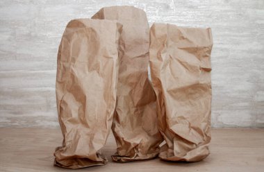 Fırın ürünleri için kağıt eco poşetleri.