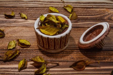 Kuru yapraklı güzel kahverengi arkaplan. 