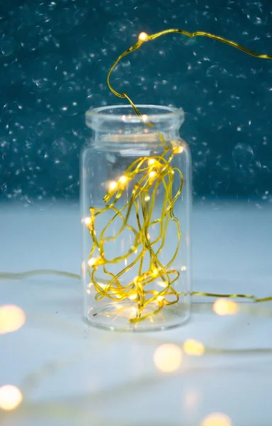 Glas Pot Met Kerstmis Feestelijke Verlichting — Stockfoto