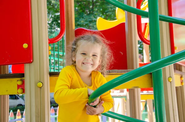 Beautiful Girl Yellow Shirt Playing Playground Child Resting Fresh Air — Stock Photo, Image