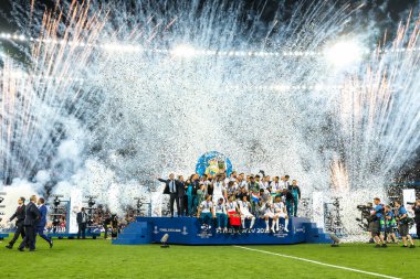 Kiev, Ukrayna - 26 Mayıs, 2018: Real Madrid oyuncular arasında Liverpool ve Olimpiyskiy ulusal spor kompleksi, Real Madrid Uefa Şampiyonlar Ligi final maçı sırasında zafer kutlamak