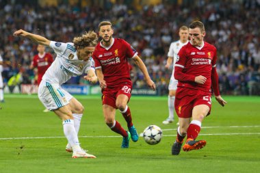 Kiev, Ukrayna - 26 Mayıs, 2018: Hırvat milli futbolcu Luka Modric (L) sırasında final Uefa Şampiyonlar Ligi Liverpool ve Olimpiyskiy ulusal spor kompleksi, Real Madrid arasındaki maç