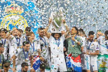 Kiev, Ukrayna - 26 Mayıs, 2018: Real Madrid oyuncular arasında Liverpool ve Olimpiyskiy ulusal spor kompleksi, Real Madrid Uefa Şampiyonlar Ligi final maçı sırasında zafer kutlamak