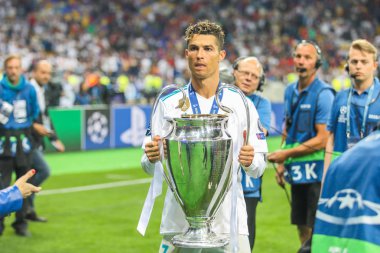 Kiev, Ukrayna 26 Mayıs, 2018: İspanyol kulübü Real Madrid ve Portekiz Cristiano Ronaldo sırasında final Uefa Şampiyonlar Ligi Liverpool ve Real Madrid arasındaki maç olarak ilet oynayan Portekizli futbolcu