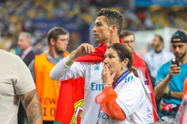 Kiev, Ukrayna 26 Mayıs, 2018: İspanyol kulübü Real Madrid ve Portekiz Cristiano Ronaldo sırasında final Uefa Şampiyonlar Ligi Liverpool ve Real Madrid arasındaki maç olarak ilet oynayan Portekizli futbolcu