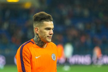 Kharkiv, Ukrayna - 23 Ekim 2018: Brezilyalı profesyonel futbolcu Ederson sırasında Uefa Şampiyonlar Ligi maç Shakhtar - Manchester City Metalist Stadyumu'nda
