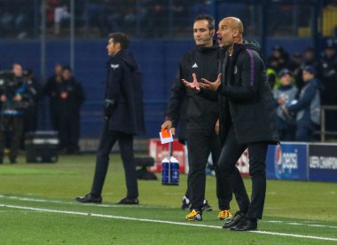 Kharkiv, Ukrayna - 23 Ekim 2018: İspanyol profesyonel futbol teknik direktörü Pep Guardiola sırasında Uefa Şampiyonlar Ligi maç Shakhtar - Manchester City Metalist Stadyumu'nda 
