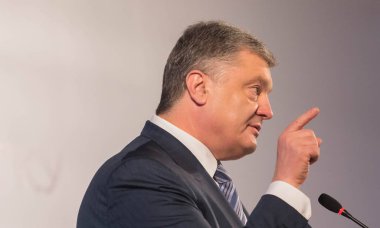 Poltava, Ukrayna-Mart 16, 2019: Cumhurbaşkanı Ukrayna Petro Poroshenko Saray listopad bölgesel kalkınma Konseyi toplantısı sırasında