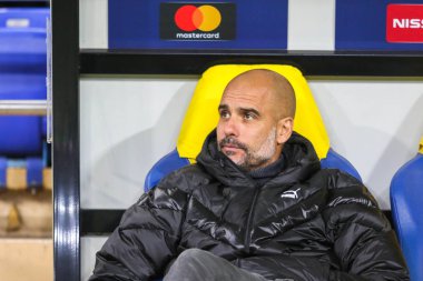 Kharkiv, Ukrayna 18 Eylül 2019: Uefa Şampiyonlar Ligi maçında İspanyol teknik direktör pep Guardiola ve eski futbolcusu Pep Guardiola Shakhtar