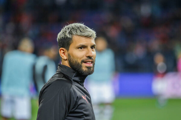 Харьков, Украина 18 сентября 2019 года: аргентинский профессиональный футболист Серджио Агеро во время матча Лиги чемпионов УЕФА "Шахтер - Манчестер Сити" на стадионе "Металлист"
