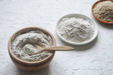 Bir kasede adaptogens Ashwagandha. Beslenme supplement.