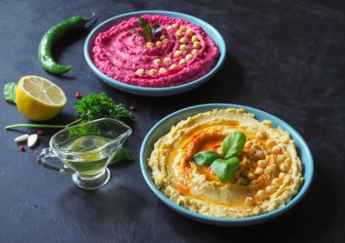 Siyah masada geleneksel humus çeşitleri