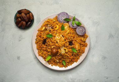 Ev yapımı tavuk Biryani. Arapça geleneksel gıda