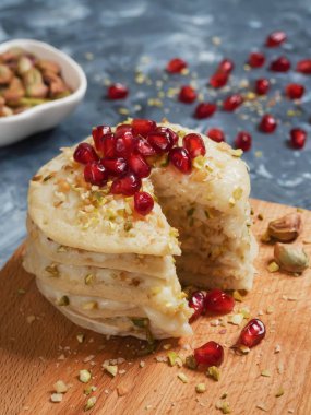 Fas krep Layer Cake - Baghrir kek.