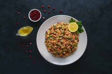 Geleneksel Türk meze Kisir. Yemek.