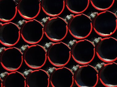 Jet tüpleri patlıyor. Grad sisteminin tüpleri birden fazla roketatar bak