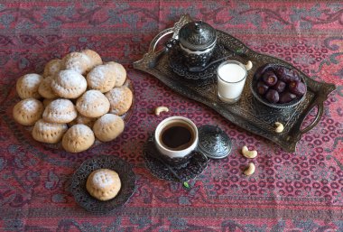 El Fitr İslam Şöleni Kurabiyeleri. Ramazan tatlıları. Mısır çerezleri 