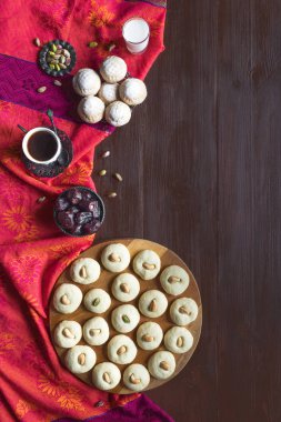 Ramazan tatlılar arka plan. Ghorayeba tatlıları. Bayram yer. El Fitr İslam Şöleni Kurabiyeleri