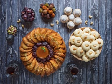 Arap Tatlıları. Arap Qatayef, Ghorayeba tatlılar ve Mısır kurabiyeleri 