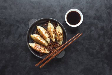 Kasede Kızarmış Asya köfte