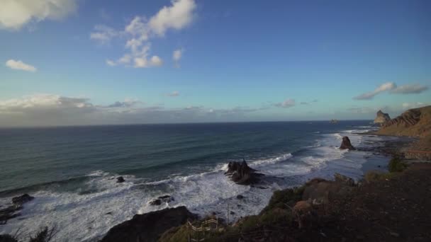 Stunning landscape of the north beach of Benijo at sunset. Wild beach at the atlantic ocean. Coastline with dark rough ocean — Stock Video