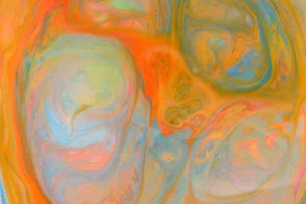 Tekutin Umění Abstraktní Vícebarevné Pozadí Kapalinu Oranžové Skvrny Barev Rozmazané — Stock fotografie