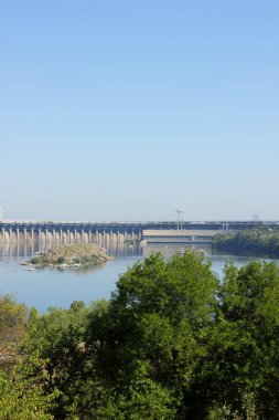 Dneproges. Ukrayna Dinyeper Nehri'ndeki hidroelektrik santrali. Elektrik su oluşturulması