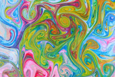 Farklı renkli sanat sıvı. Çok renkli arka plandan sıvı boyar. Parlak desen sıvı üzerinde. Pop sanat tarzı renkli boya lekeleri