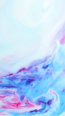 Akışkan sanat. Sıvı üzerinde çok renkli soyut arka plan. Pop art tarzında renk deseni. Çok renkli sıvı lekeleri. Geniş ekran