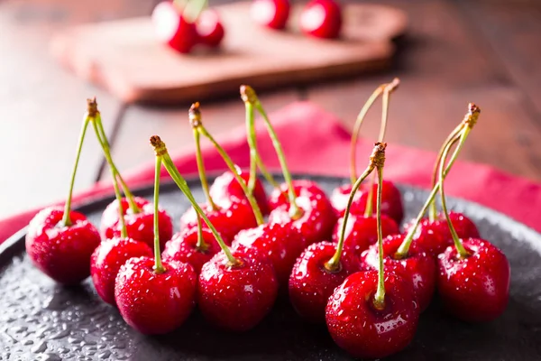 Cherries Black Plate Sweet Cherries Wooden Board Red Berries Drops — Stock Photo, Image