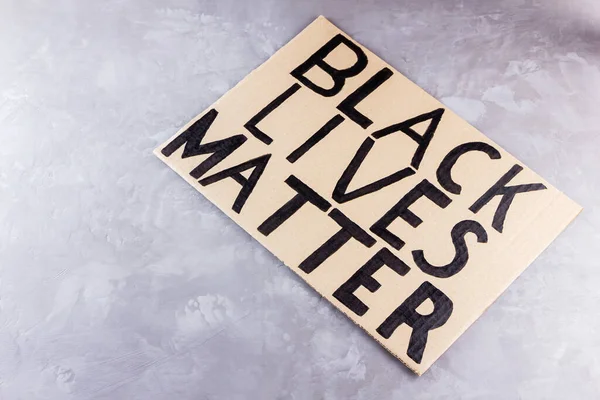 Svarta Lever Matter Inget Rasistiskt Koncept Grå Bakgrund Pappbanner Med — Stockfoto