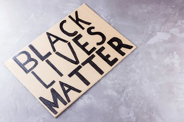 Svarta Lever Matter Inget Rasistiskt Koncept Grå Bakgrund Pappbanner Med — Stockfoto
