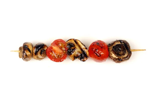 Verduras Parrilla Las Setas Pincho Tomates Cherry Sobre Fondo Blanco — Foto de Stock