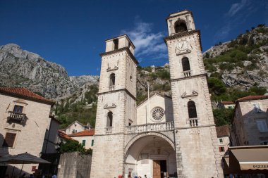 Kotor.Montenegro. Eylül 2018 'de eski Kotor.Montenegro kasabasındaki Aziz Tryphon Kilisesi.