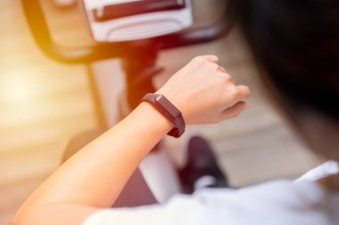 Fitness izci akıllı sağlık bilezik